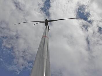 Wenn es nach den Sulzthalern geht, kann die Ära der Windkraft schon in allernächster Zukunft beginnen. Fotos: Gerd Schaar
