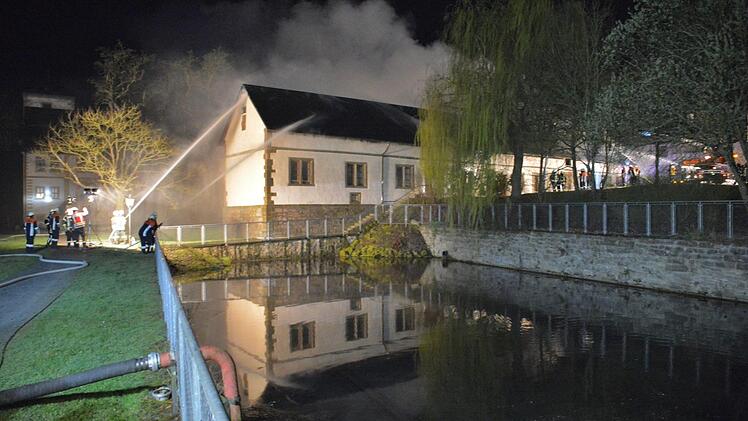 Feuer im Kloster Maria Bildhausen.  Foto: Hanns Friedrich