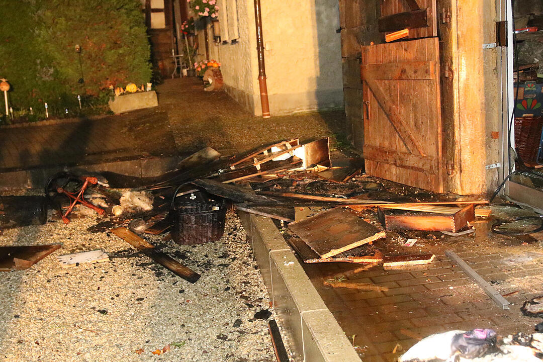 Großeinsatz in Autenhausen: 12 Feuerwehrmänner verletzt