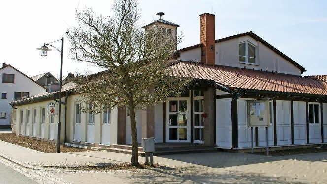 Das Sportheim in Unterschleichach soll nach und nach energieeffizient gemacht werden. Foto: Sabine Weinbeer