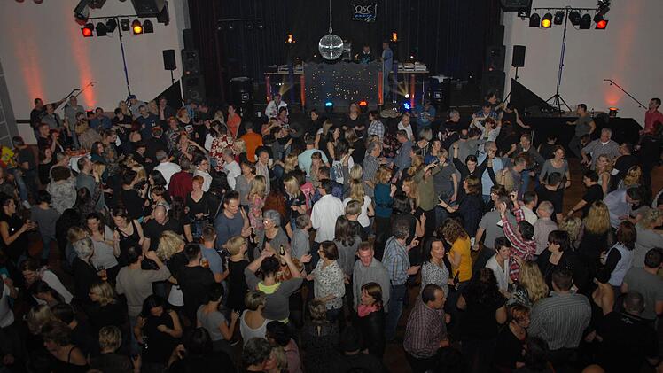 Eindr&uuml;cke von der &Uuml;-30-Party 2014