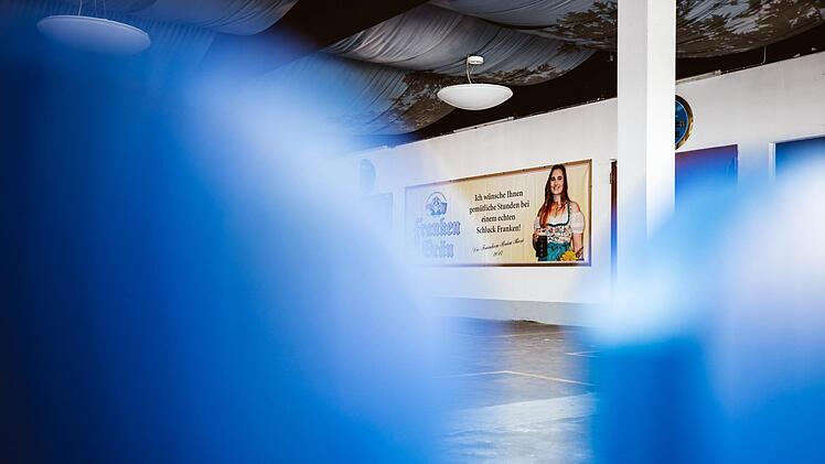 Der Aufbau beim Freischießen läuft. Foto: Marian Hamacher