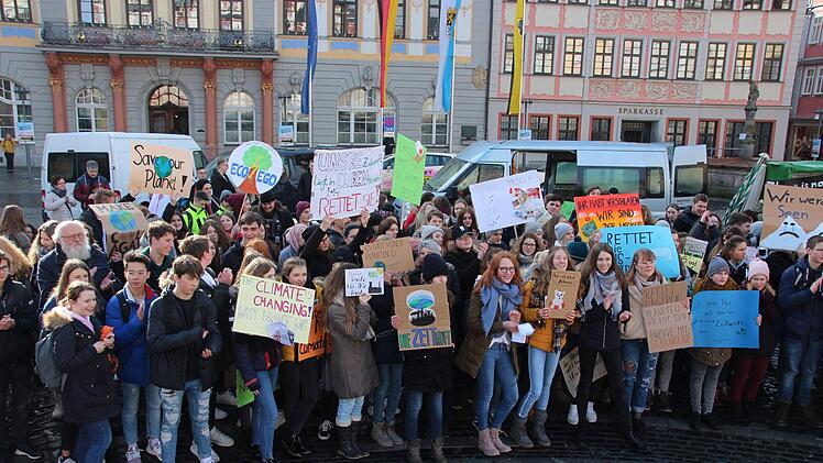 Schüler-Demo in Coburg für mehr Umwelt- und KlimaschutzOliver Schmidt