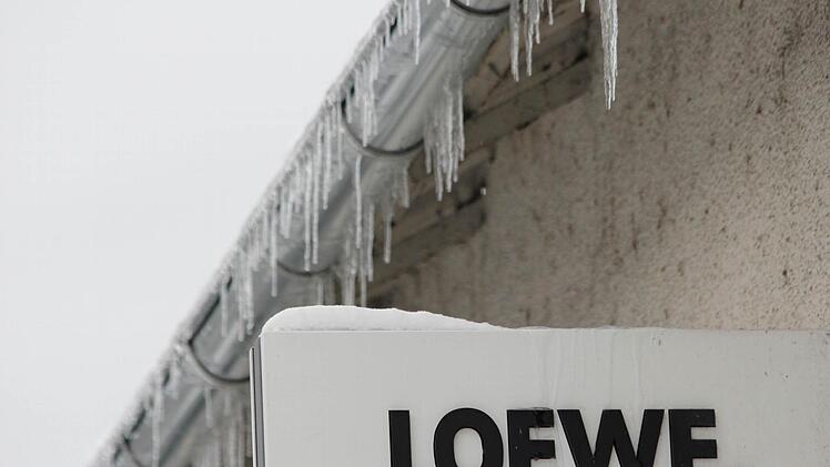 Eiszeit am Loewe-Sitz in Kronach: Auf die rund 1000 Beschäftigten kommen frostige Zeiten zu. Foto: Michael Gründel