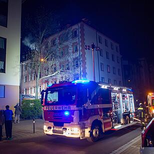 Wohnungsbrand in der Nürnberger Suedstadt mit zwei Verletzten