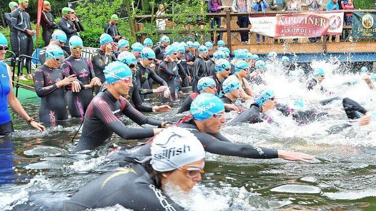 In und um den Trebgaster Badesee messen sich am 28. Mai Hunderte von Triathleten.  Foto: Karl Heinz Weber