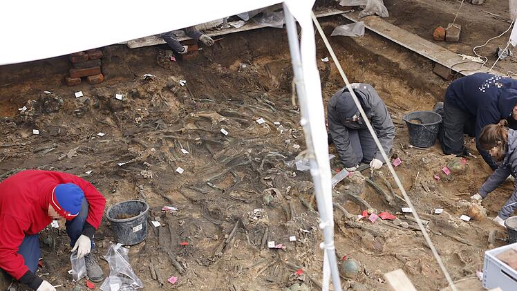 Nürnberg: Archäologen entdecken Massengräber - "wohl größter Pestfriedhof Deutschlands"