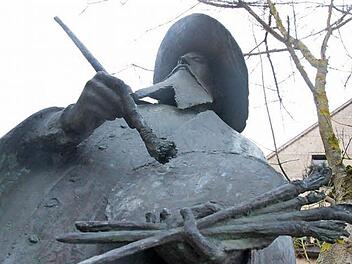 Im Jahr 2015 gibt Lucas Cranach auch im Kronacher Rathaus den Ton an.  Foto: Marco Meißner