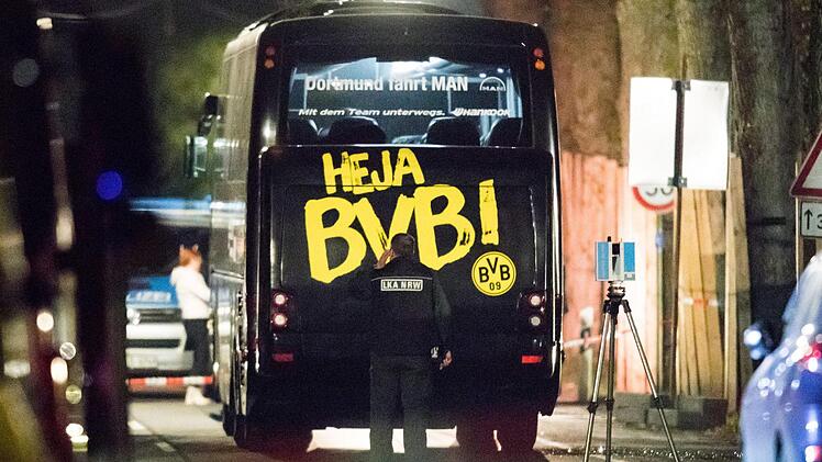 Nach dem Anschlag auf den Mannschaftsbus des Dortmunder BVB wurde nun ein Tatverd&auml;chtiger festgenommen. Foto: Marcel Kusch/dpa