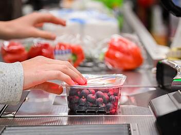An der Supermarktkasse versprechen Apps Rabatte - ein Trugschluss?