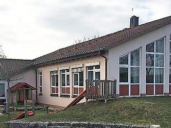 Der Kindergarten St. Josef in Heroldsbach muss um zwei Kindergartengruppen erweitert werden.
