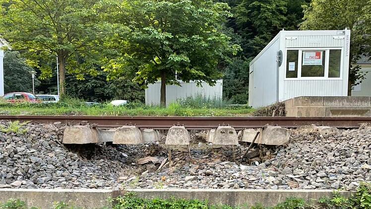 Feuerwehr Bamberg kehrt aus Hochwassergebiet Ahrweiler zurück