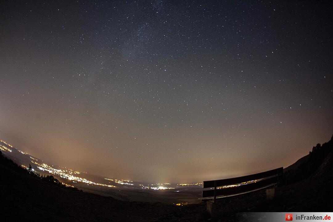 Sternschnuppen-Regen ueber Franken
