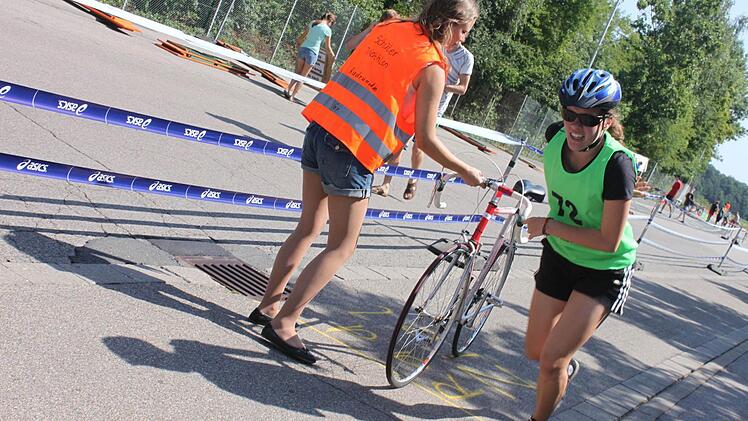 Bei der Übergabe der Räder musste es schnell gehen.