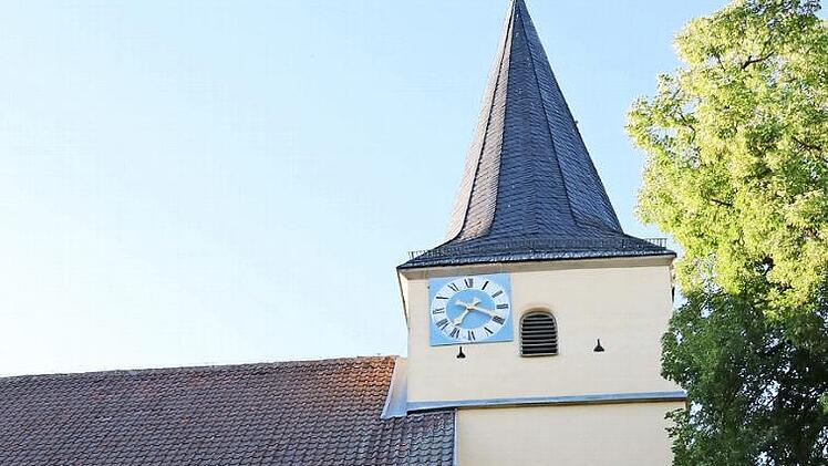 Die Kirche Untermerzbach liegt etwas versteckt im Kirchenweg, unterhalb des Friedhofes.  Foto: Helmut Will