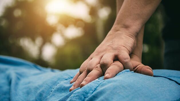 Herzdruckmassage - Welttag der Ersten Hilfe
