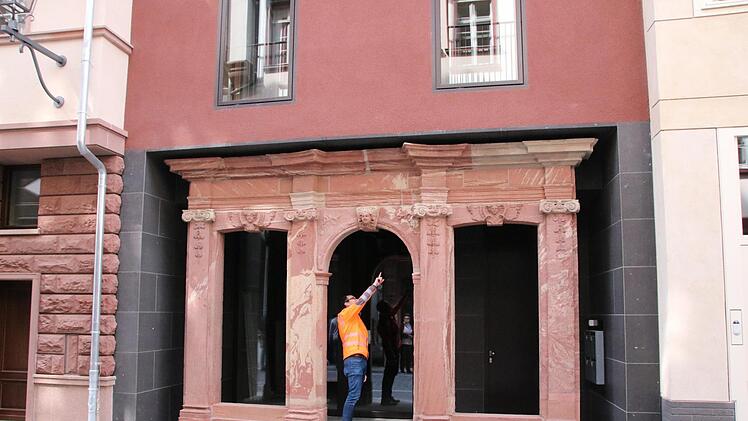 Eindrücke aus der "Neuen Altstadt" zwischen Dom und Römer in Frankfurt. Foto: Ralf Ruppert