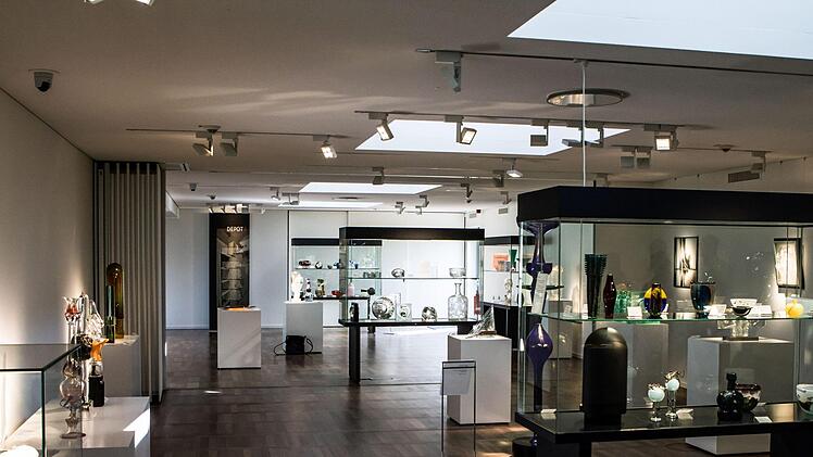 Sonderausstellung "Depot" im Europäischen Museum für Modernes Glas im Park RosenauFoto: Jochen Berger