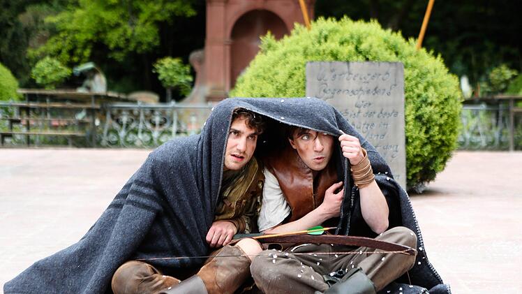 "Robin Hood" feierte Premiere als Familienstück auf der Coburger Freilicht-Bühne am Herzog-Alfred-Brunnen im Hofgarten.Foto: Henning Rosenbusch