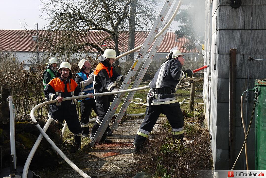 Bad Rodach: Brand in Mehrfamilienhaus