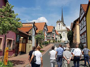 Vor drei Jahren holte sich Fuchsstadt den Titel des Kreissiegers im Wettbewerb "Unser Dorf hat Zukunft". Heuer greift der Ort nach den "Bezirks-Sternen".