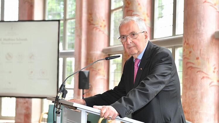 Ein fesselnder Festredner Klaus TöpferFoto: Ronald Rinklef