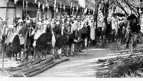 Die alten Germanen zogen im Fasching 1930 auf. Dieser Völkeraufstand passte in eine Reihe legendärer Faschingsveranstaltungen.