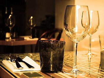 Neben dem Besuch der Messe sollte auch das Hotel hochwertig sein. Symbolbild: pixabay.com/PublicDomainPictures