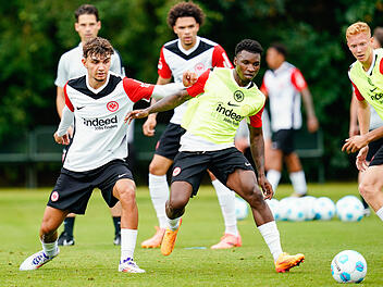 Ex-FCN-Profi Can Uzun vor Startelf-Deb&uuml;t bei Eintracht Frankfurt