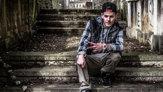 Markus Hönig, der eventuell eine Ausbilung zum Mediengestalter beginnen will, bei den Aufnahmen zum Videodreh "Rapkanzler".