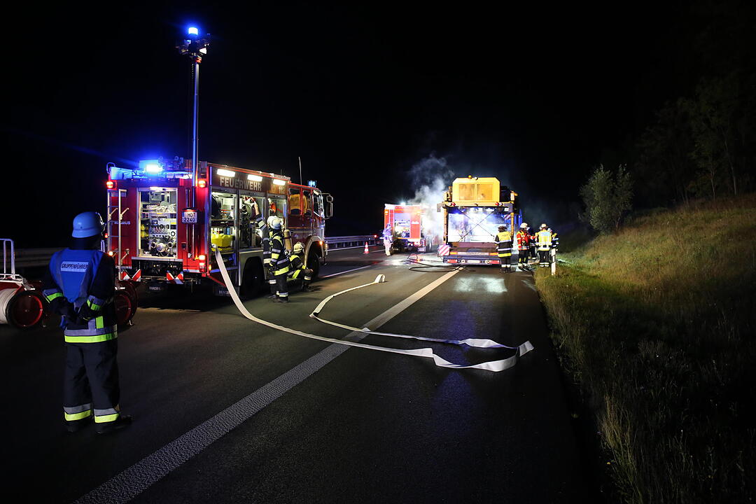 Lkw-Brand auf der A9 in Oberfranken