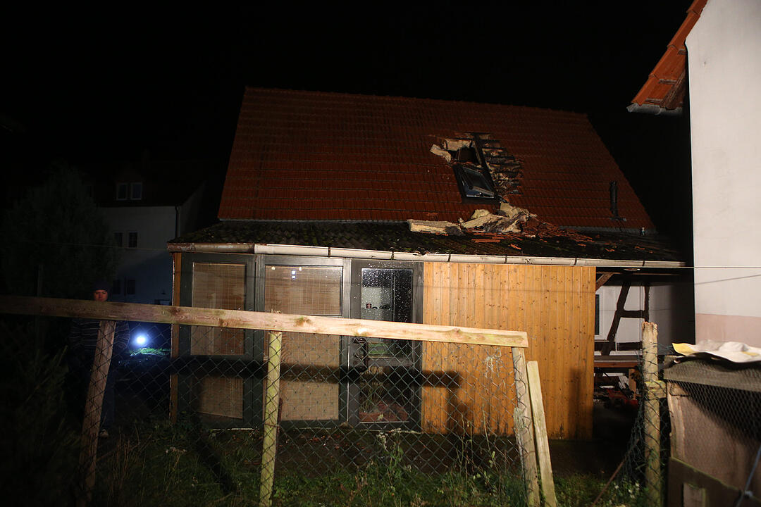 Kreis Coburg: Feuer in Dachstuhl