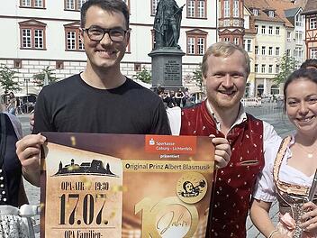 Die OPAs wollen im Juli ihr Geburtstags-Open Air auf dem Marktplatz feiern (von links): Susi Panusch, Anna-Lena Müller, Gabriel Möbus, Lukas Döhler, Anja Hannemann, Christian Limpert