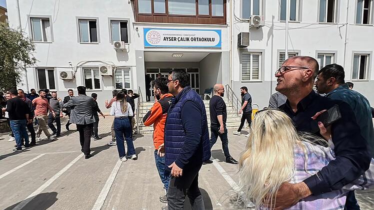 Tote bei Sch&uuml;ssen an Schule in der T&uuml;rkei