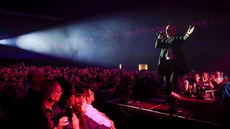 Unheilig-Comeback mit Schreck-Moment: Der Graf stürzt von Bühne