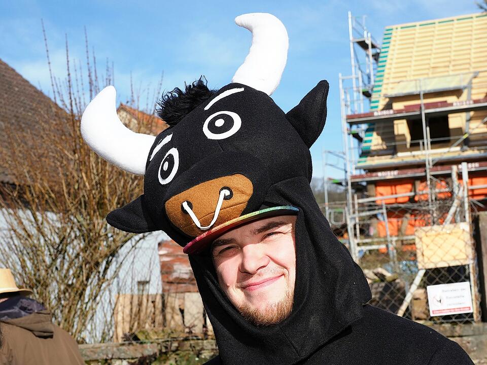 Buntes Faschingstreiben lockte tausende Besucher an.