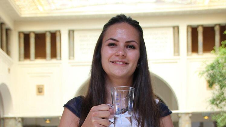 Blindverkostung mit Bad Kissinger Heilwassern. Foto: Benedikt Borst