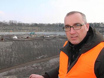 Andreas Sandwall an der Kreismülldeponie in Wirmsthal. Foto: Ralf Ruppert
