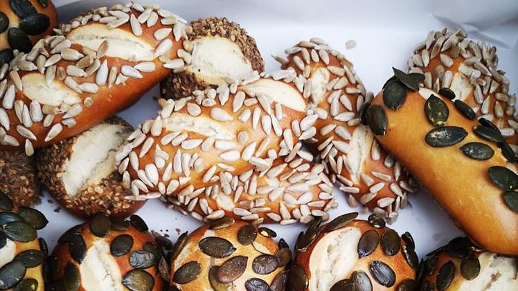 Forchheim: Celina (19) eröffnet neue Bäckerei "Brotkörbchen"