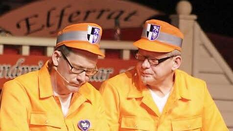 Straßenkehrer in geheimer Mission: Wolfram Brehm (links) und Frank Wilzok.