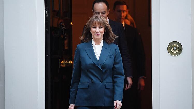 Britische Finanzministerin Reeves legt den Haushalt vor