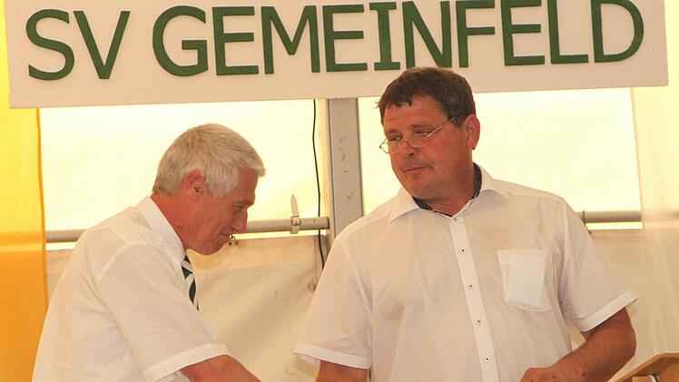 Vorsitzender Reinhold Klein (links) und Schirmherr Bürgermeister Niediek (rechts). Foto: Günther Geiling