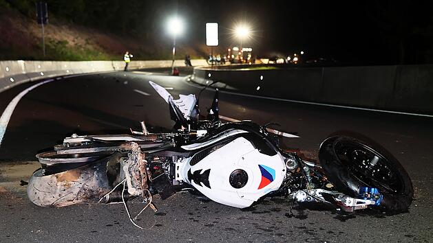 Motorradfahrer bei Unfall auf A73 im Kreis Forchheim schwer verletzt