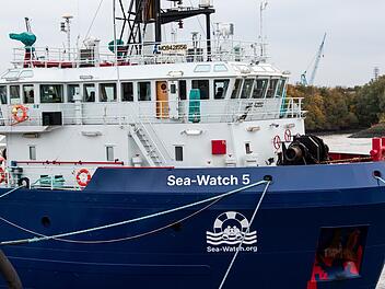 "Sea-Watch 5"