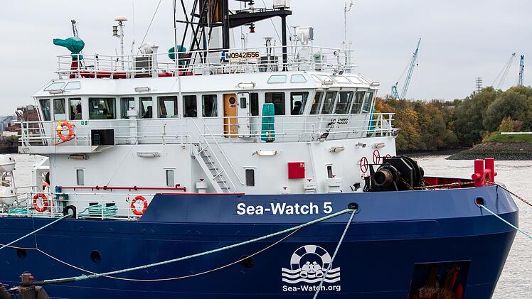 "Sea-Watch 5"