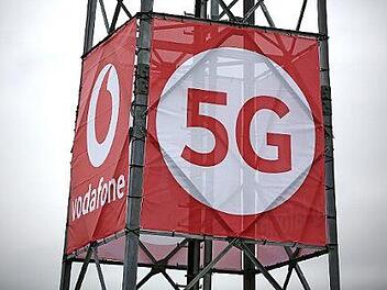 Der neue Mobilfunkstandard 5G ist in der Wirtschaft mit großen Hoffnungen verbunden.  Foto: Oliver Berg, dpa