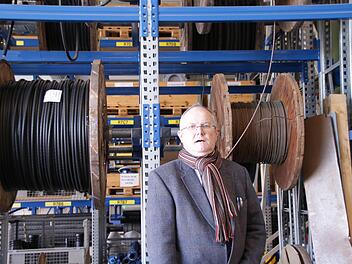 Stadtwerke-Chef Manfred Zimmer. Der Versorger will möglichst alle Haushalte in der Stadt mit schnellem Internet versorgen.