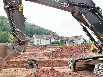 Die Arbeiten im Neubaugebiet "Haiger II" gehen planmäßig voran . Foto: Sigismund von Dobschütz