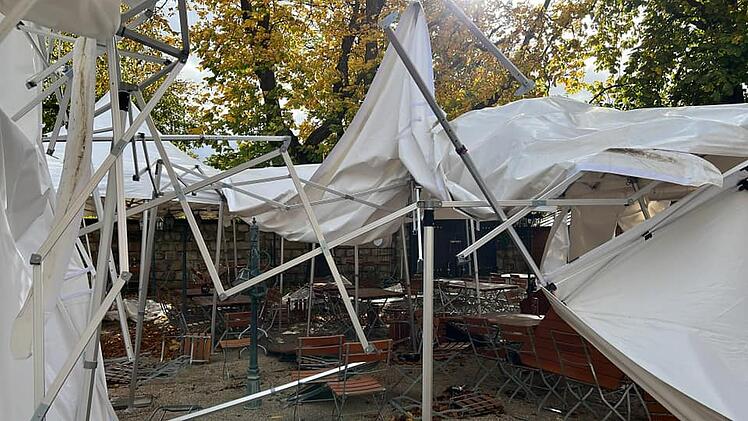 Bamberg: Biergarten nach Sturm "Ignaz" völlig zerstört