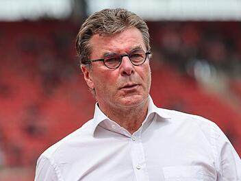 FCN-Boss im Fokus: Bundesliga-Verein an Hecking dran?